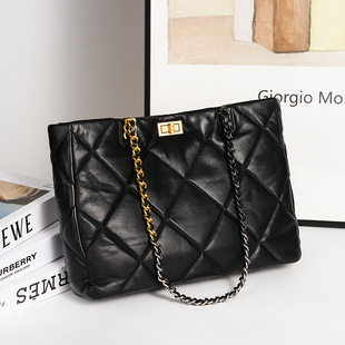 ���朗l��Ҹ����Ƥ�μ��Ů ��ɫ�^����Ƥ�߼��д��������ذ�