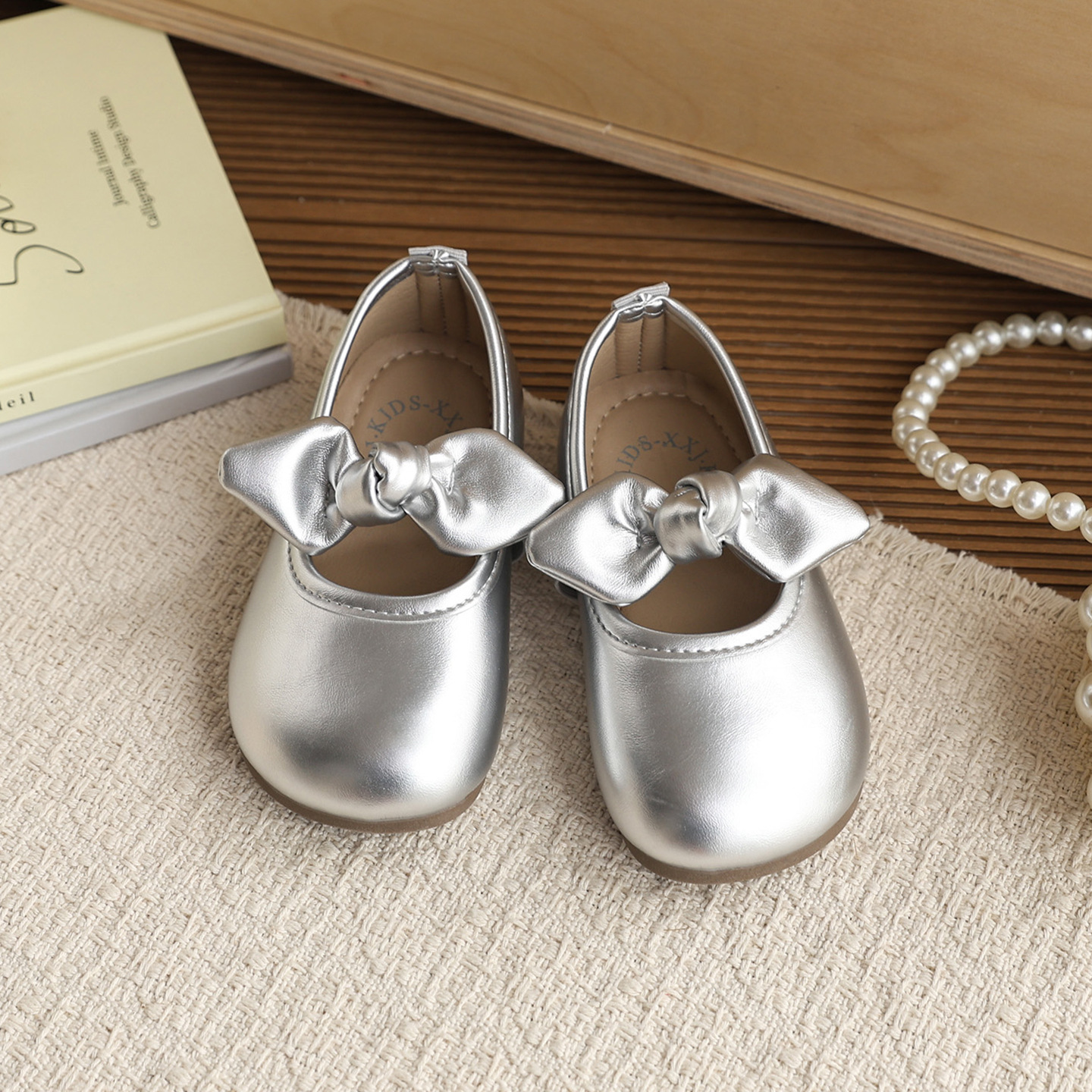 Koreanische Mädchenschuhe aus rotem Leder, Frühling/Herbst, Kinder-Mokassins, modische Babyschuhe mit flachem Schaft_voghion.com