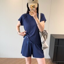 ��y�ļ���˯���؉|˯�¼Ҿӷ����b   0519p13