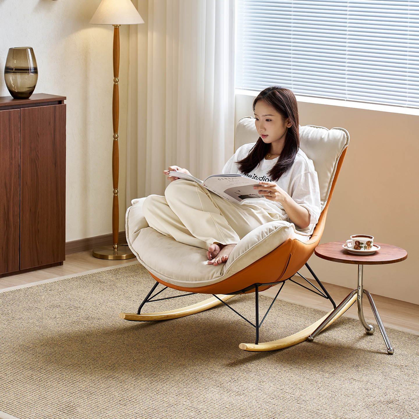 Single Leisure Rocking Chair, Light Luxury and Simple Living Room Study, Solid Wood Frame Soft Recliner, Hotel Sofa Chair