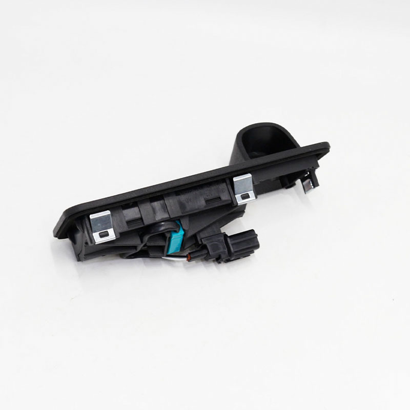 81260F2010 is suitable for 17-18 Hyundai Elantra car trunk lid outer unlocking handle