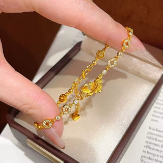铜镀金新中式小众设计感锦鲤点钻铜钱手链女款日常高颜值约会配饰