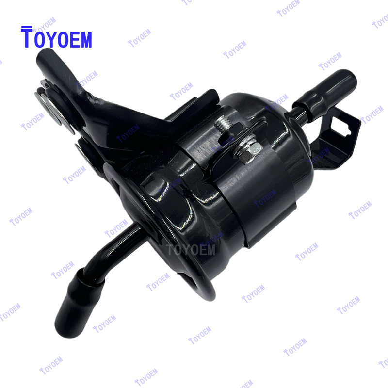 23300-75140 Is Suitable for Toyota Land Cruiser Runner Fuel Filter Gasoline Filter Element 2Tr