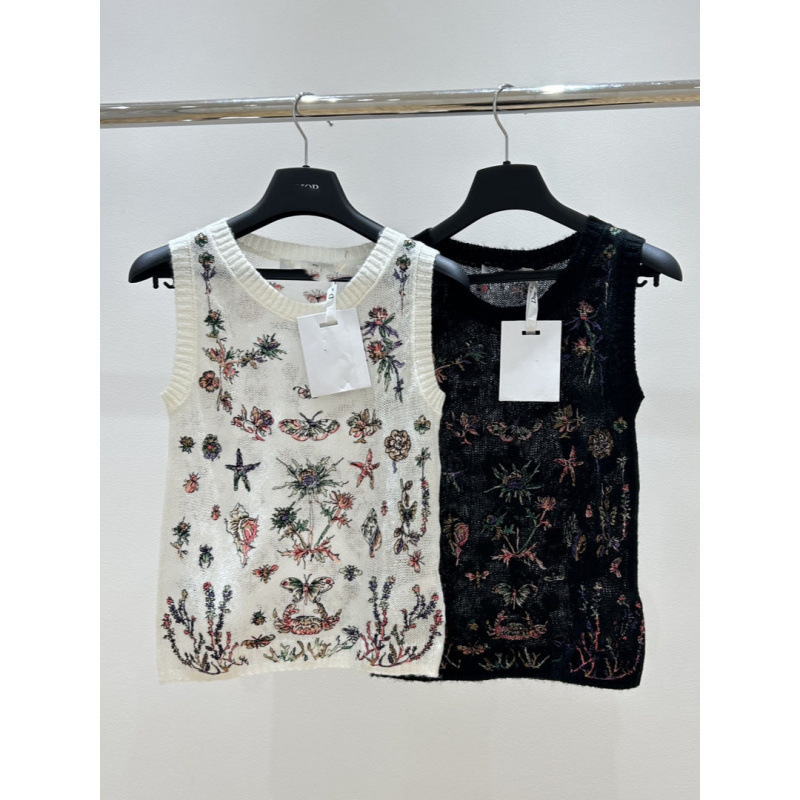 Nanyou High-Quality D Family Early Spring New Plant and Flower Embroider Round Neck Sleeveless Knitted Vest Versatile Top for Women Nanyou High-Quality D Family Early Spring New Plant and Flower Embroider Round Neck Sleeveless Knitted Vest Versatile Top for Women