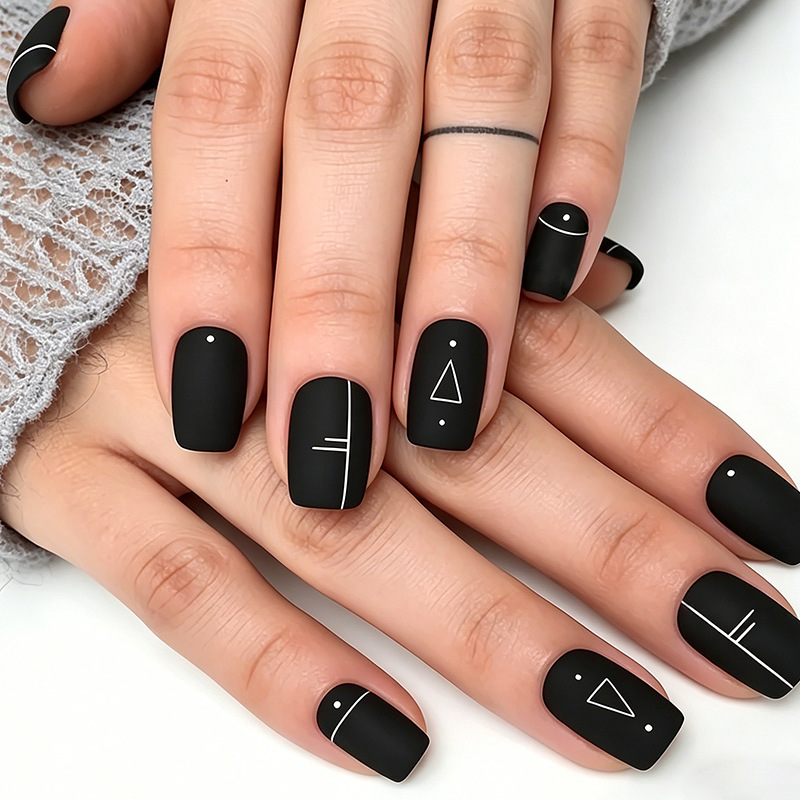 24 Pieces of Popular Foreign Trade Nail Art Designs: Simple, Sweet and Cool Lines, Triangle and Dot Designs, Matte Short Square Press-On Nails Wholesale