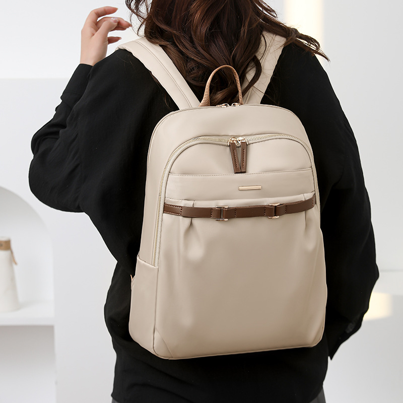 Exportación de comercio exterior 2025 nueva mochila casual para mujer simple y versátil mochila para computadora de gran capacidad mochila escolar para estudiantes