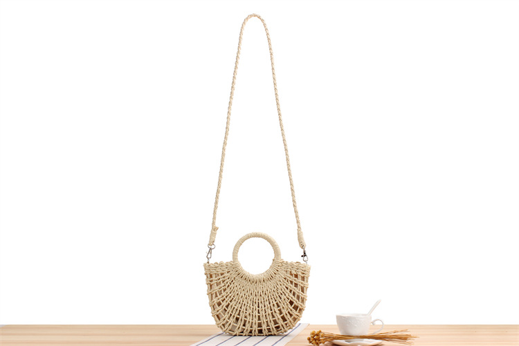 Women's Small Straw Solid Color Fashion Hollow Out Shell String Crossbody Bag display picture 2