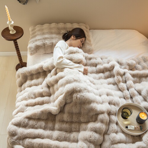 Tuscany Sheepskin Imitation Rabbit Fur Bubble Fleece Blanket, Double-Sided Thickened Office Nap Blanket Sofa Cover Blanket