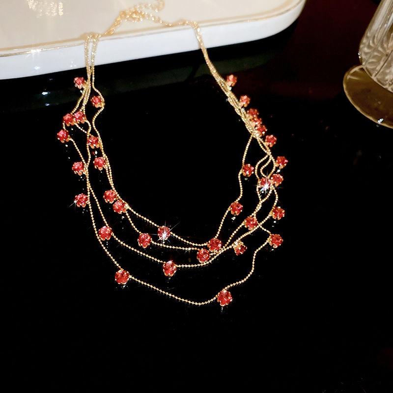 3 # Collar-Oro-Rojo