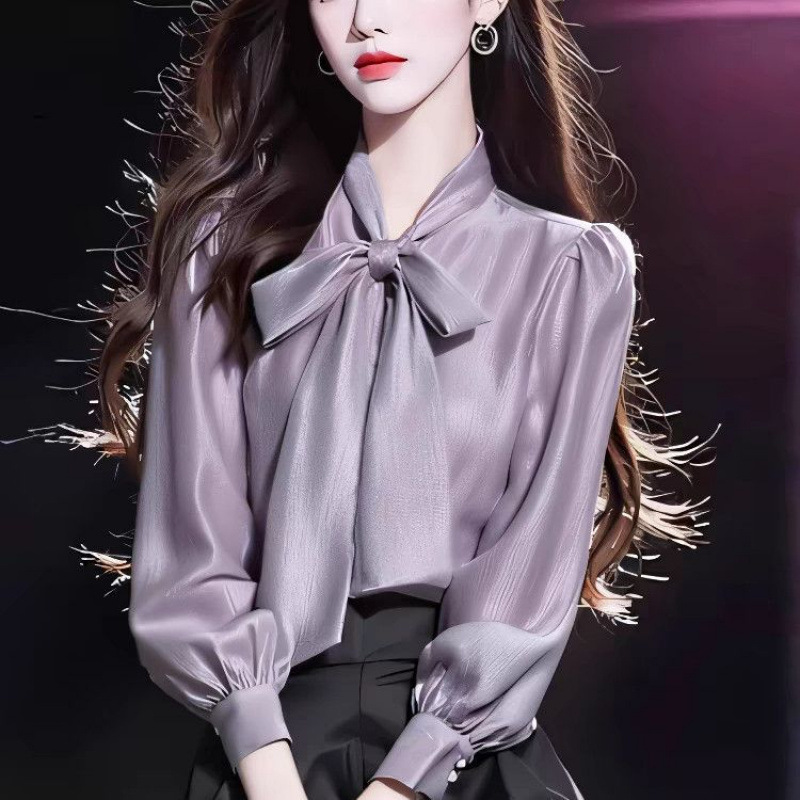 Spring elegant shirt with bow