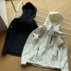 跨境MONT美山 秋冬户外机能软壳保暖防风冲锋衣连帽外套夹克情侣