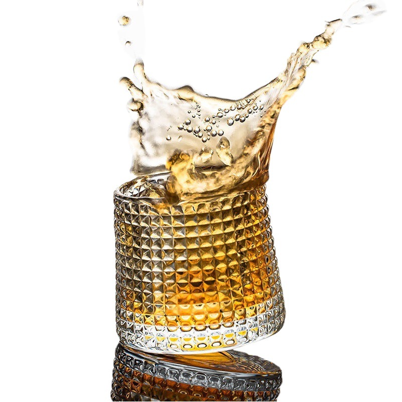 Celebridad de Internet taza giratoria con base giratoria whisky vidrio de vino extranjero taza de batido de vidrio de descompresión de alto aspecto taza de agua