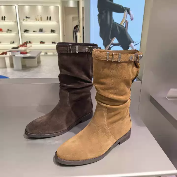 现货～小众复古饰扣搭西部圆头堆堆靴女时尚平底粗跟骑士靴短靴女