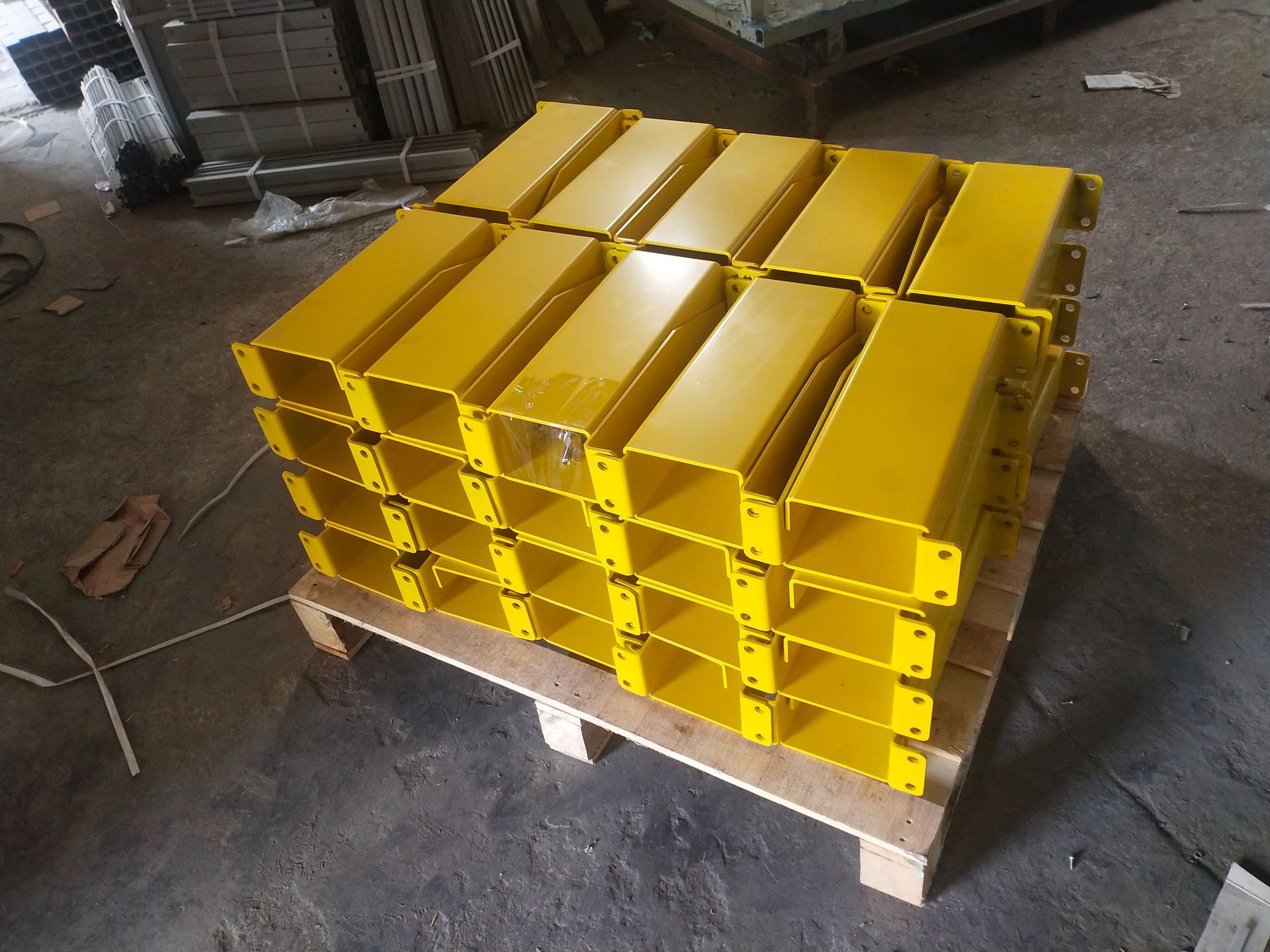 丹阳仓库重型货架防撞护脚机器设备底座保护脚立柱保护角铁脚护腿