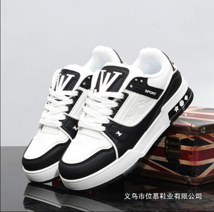 ����ԭY������Ů��H��W�����e�߷�͸������߰�Ь