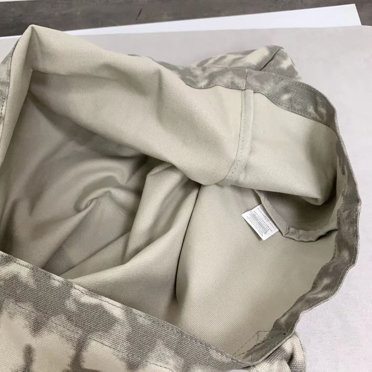 ALO Korean Style Canvas Tote Bag for Women - Large Capacity Versatile Commuter Yoga Handbag Shoulder Bag with Logo - Thumbnail 3