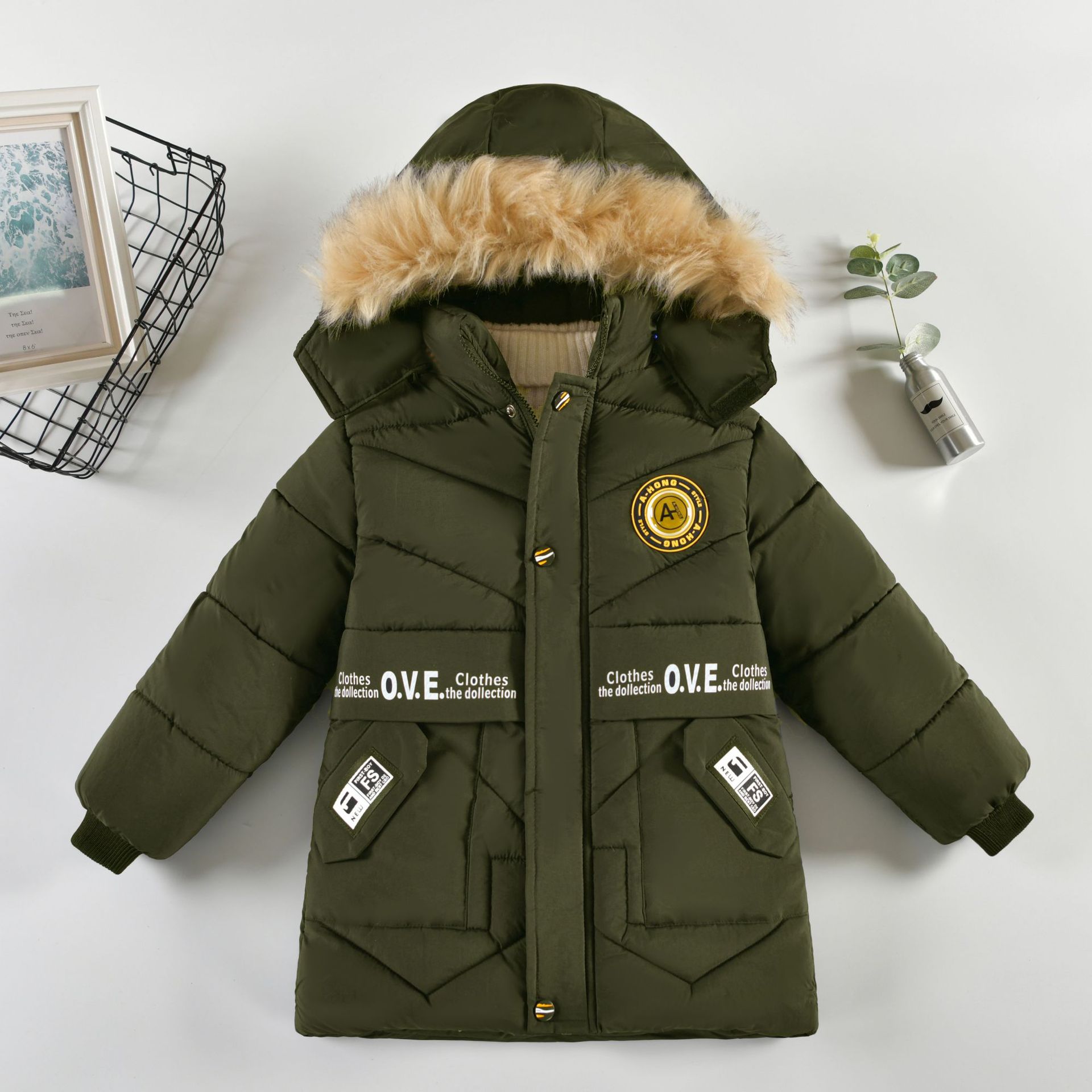 Ropa de invierno para niños engrosada ropa acolchada de algodón de moda abrigo de invierno para niños de longitud media estilo occidental cálido nueva chaqueta acolchada de algodón moda
