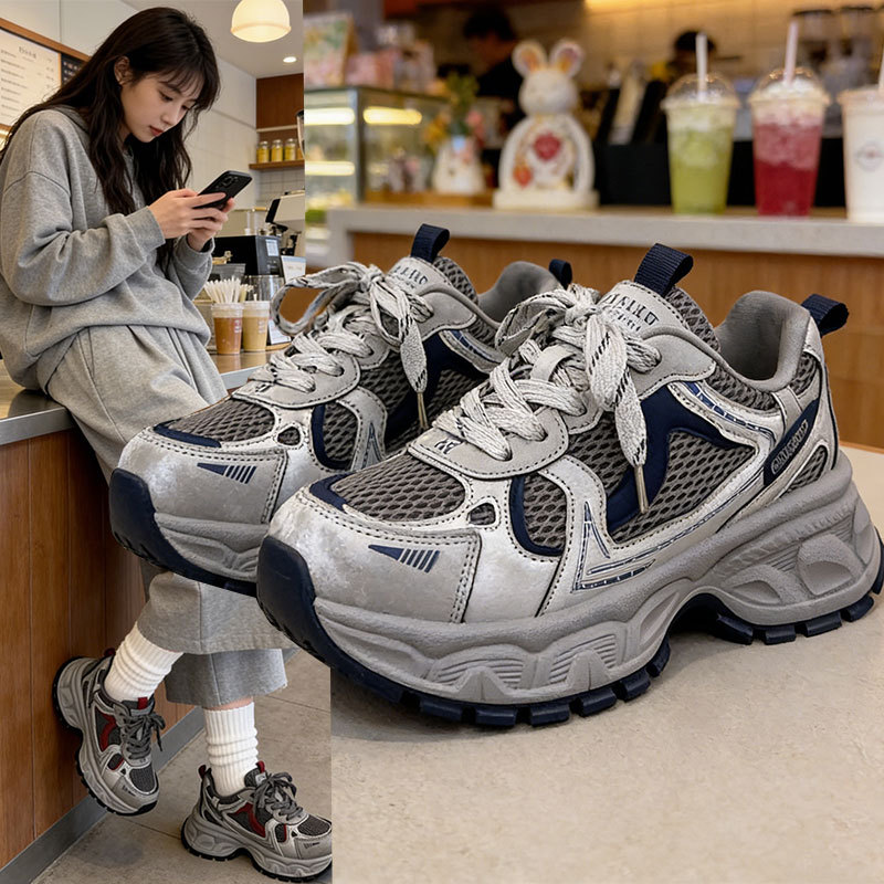 Retro zapatos de papá de fondo grueso para mujeres 2026 primavera nueva variedad de altura pequeña zapatillas deportivas casuales de malla ligera