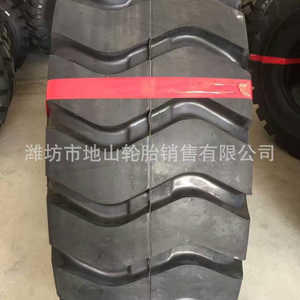 现货销售23.5-25加强型50 装载机斜交尼龙轮胎