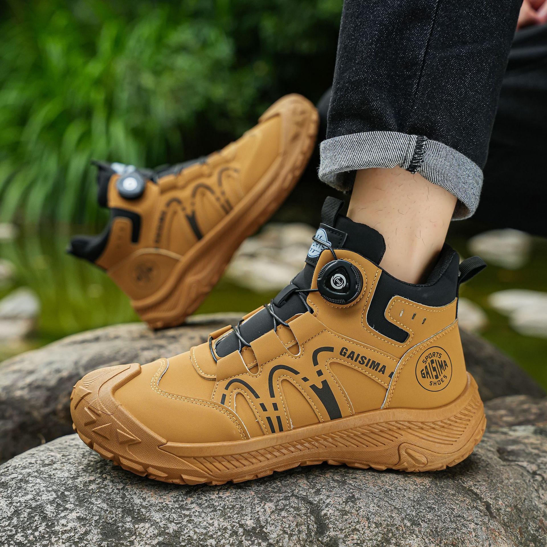 Factory Direct Sales Autumn and Winter High-Top Rotary Buckle Martin Boots Classic Fashion Men's Shoes Wear-Resistant Non-Slip Martin Shoes for Men