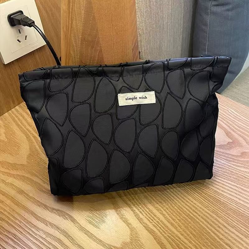 화장품 가방 기하학 블레이드 블랙