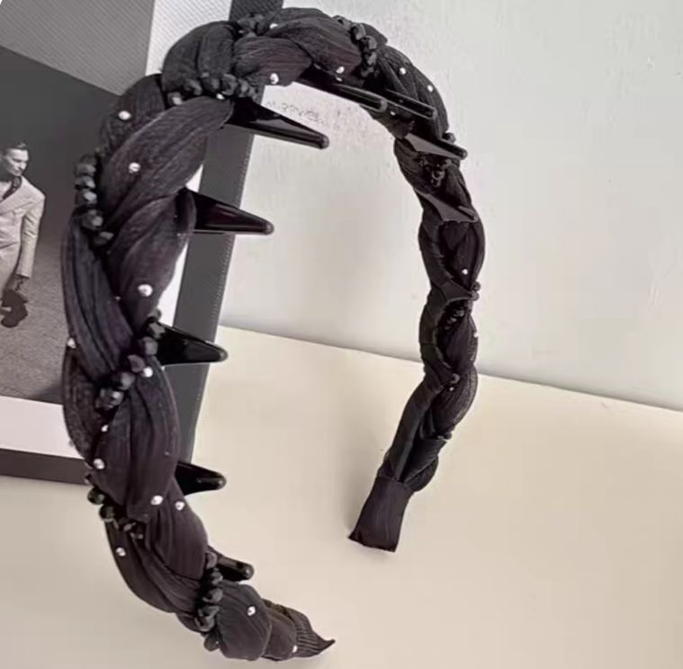 # 108 black diamond wavy hairband