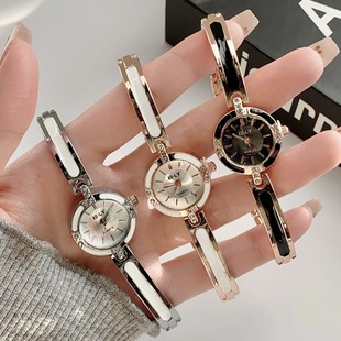 �մ��ֱ�Ů��r�г����W����ɫ���sС���P���|С�����ʽʯӢ���