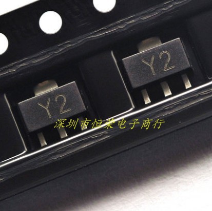 贴片三极管SS8550 Y2 1.5A/25V PNP SOT89 双S大电流