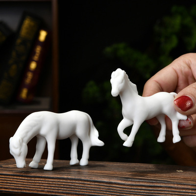 创意陶瓷生肖马摆件小号家居盆景装饰品微景观招财假山柜台小摆件|ms