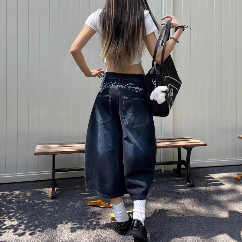 American-Style Back Hip Embroidery English Vibe High Street Loose Scimitar Cropped Jeans for Women Summer Wide-Leg Cropped Pants