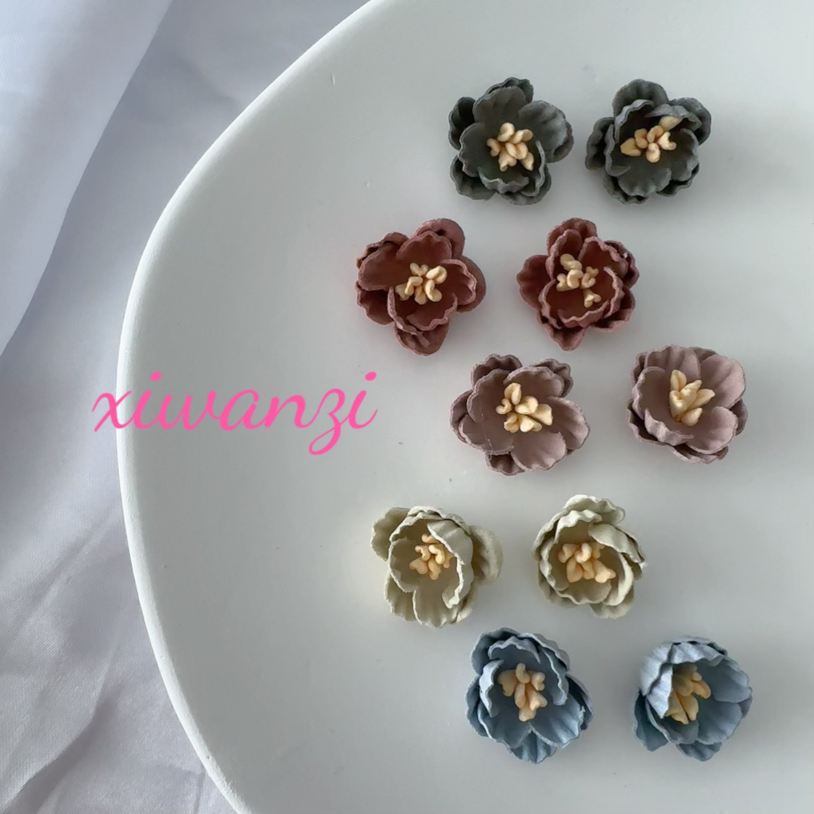 仿真花朵 发饰材料服装饰品辅料 鞋帽diy搭配小花蕊 假花现货批发