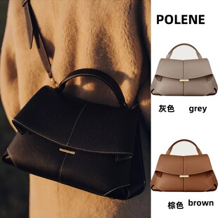 �����Pol&egrave;ne΢Ц����Ƥ��֦�y����б���Ůͨ�ں��s�߼���Ů