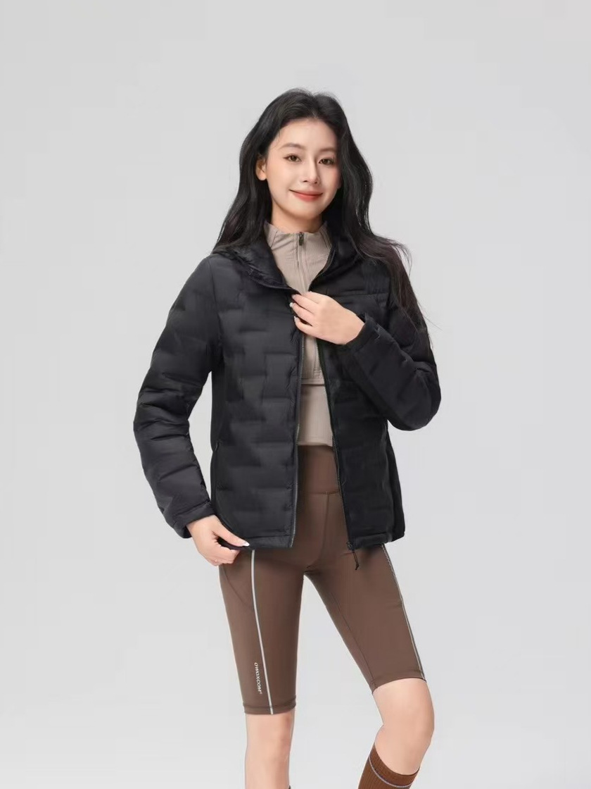 Pinghu 90 chaqueta de plumón blanca ligera para mujeres otoño y invierno 2025 estilo de moda casual chaqueta cálida encapuchada