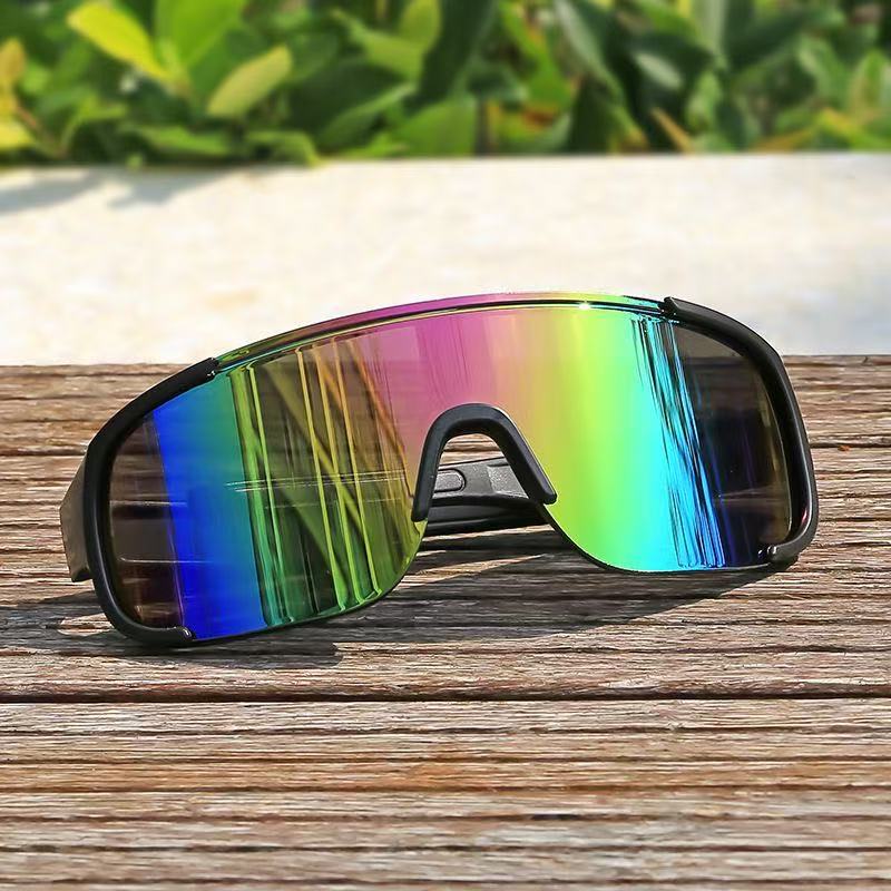 Outdoor Sports Cycling Glasses European and American One-Piece Windproof Sunglasses for Women Hiking and Running Men's Anti-Uv Sunglasses Outdoor Sports Cycling Glasses European and American One-Piece Windproof Sunglasses for Women Hiking and Running Men's Anti-Uv Sunglasses