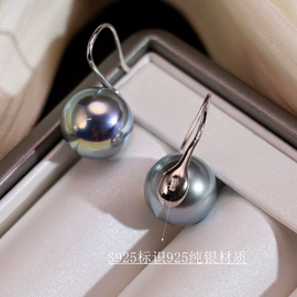 项链;耳钉;手链