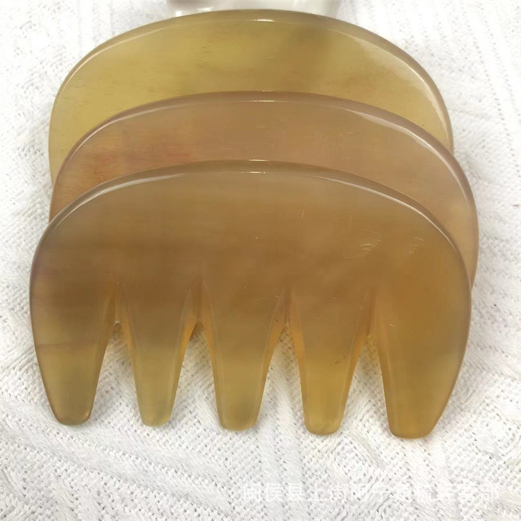 Goat Horn Five-Tooth Massage Comb Yang Jiao Shu Head Scalp Meridian Gua Sha Tool 9.5cm in use
