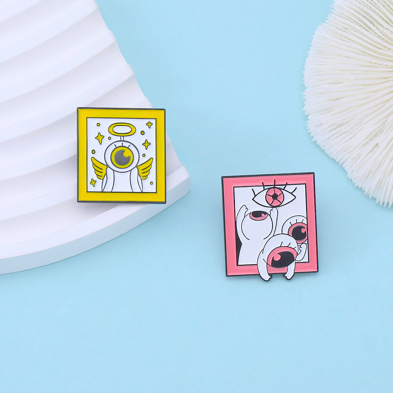 Angel Baby Magic Halo Naughty Big-Eyed Doll Photo Frame Creative Doll Cartoon Brooch Accessories