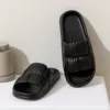 Чёрный (с рисунком лепестков)