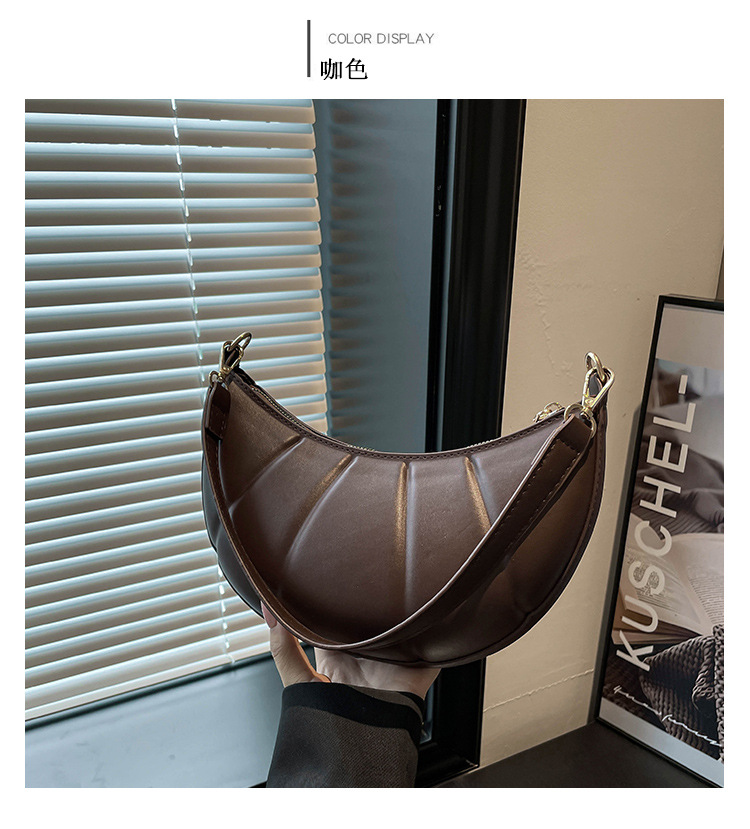 Bolsas populares de cor de toro de color sólido Casual 2025, bolsas de hombro de viaje de moda de otoño de nuevo estilo