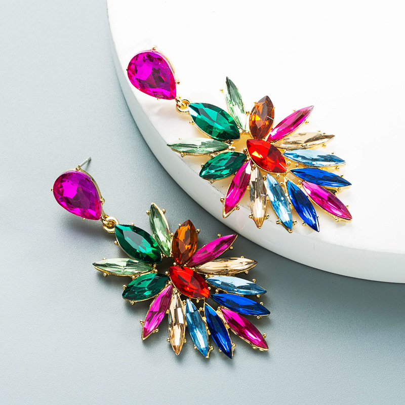 Wholesale Jewelry Alloy Glass Diamond Flower Long Earrings Nihaojewelry display picture 5