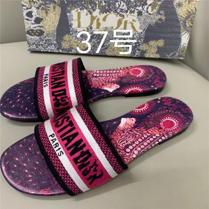 外贸D家拖鞋女经典款提花刺绣夏季沙滩外穿一字型女式拖鞋出货快|undefined