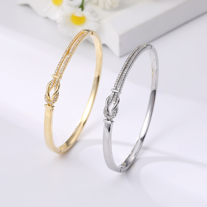 Unlimited symbol eight knotted zircon bracelet cross-border foreign trade simple bracelet diamond star fashion hand jewelry Unlimited symbol eight knotted zircon bracelet cross-border foreign trade simple bracelet diamond star fashion hand jewelry