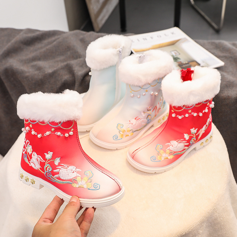 Rabbit Cotton 2024 Winter New Gradient Girl's Embroidered Boots Chinese Style Baby's Antique Children's Hanfu Boots
