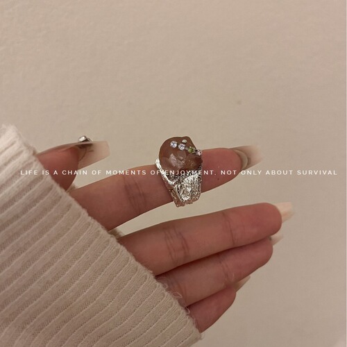 Handmade Ring with Silver Metal Texture, Maillard Chocolate Color, Natural Amber Stone, Modern Chinese Style