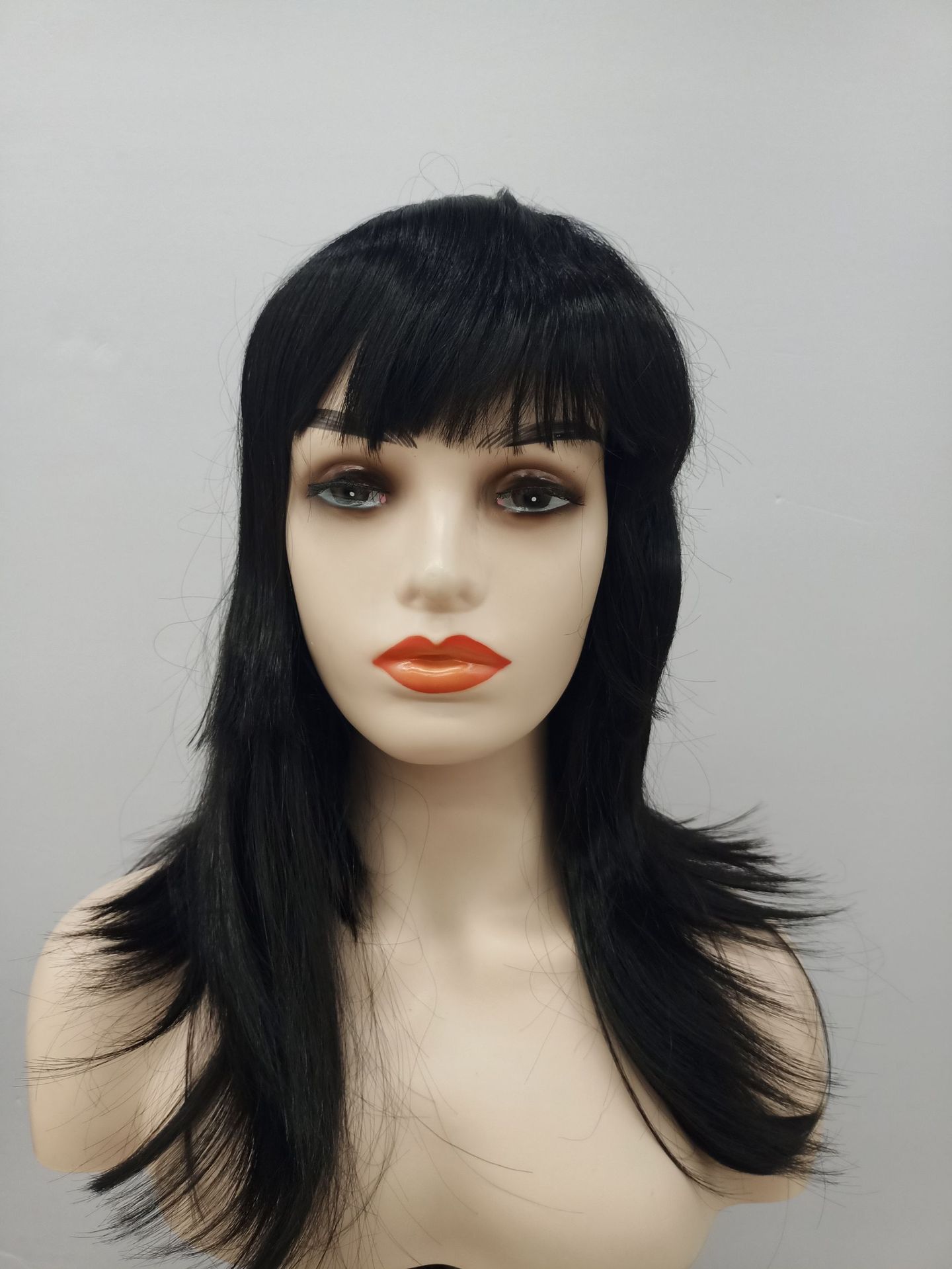 Nuevo diseño de peluca de fibra química, cinta de alta temperatura, flequillo, mecanismo de peluca, casco