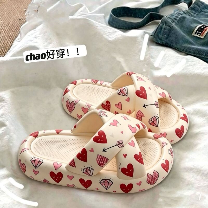 Simple and Sweet Love-Themed Series of Girls' Cross-Strap Slippers for Women, Cute Soft-Soled Home Slippers for Summer, Popular Online, Non-Slip Simple and Sweet Love-Themed Series of Girls' Cross-Strap Slippers for Women, Cute Soft-Soled Home Slippers for Summer, Popular Online, Non-Slip