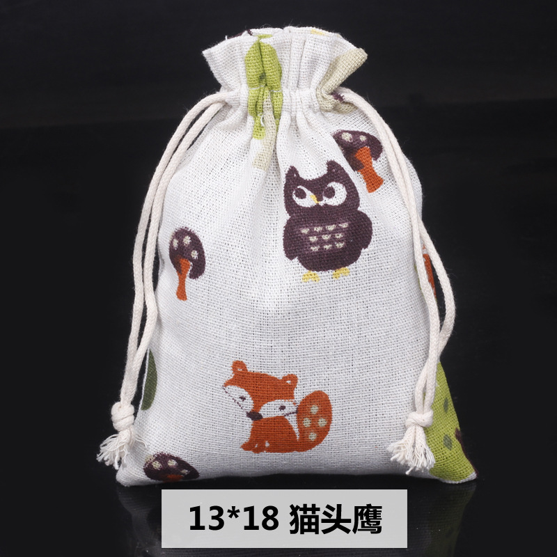 Ventas calientes de impresión de paquetes de cuerda de dibujo bolsas de impresión logotipo de lino bolsa de tela para el medio ambiente bolsa de almacenamiento de artículos 13 * 18