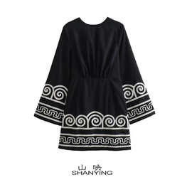 2024春季新款女装宽松显瘦百搭法式刺绣混纺连衣裙名媛风立体绣