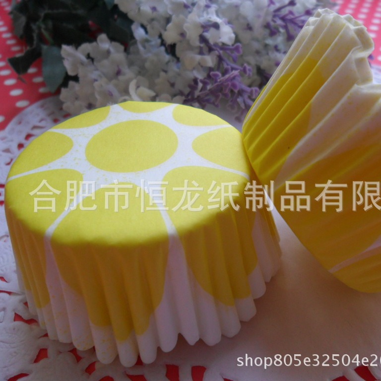 Pastel de hornear taza de papel a prueba de aceite de impresión de la torta del pétalo taza de la torta de alta temperatura resistente bandeja de papel taza de papel 600 unids/set venta al por mayor