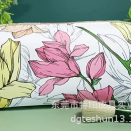 化妆包;收纳袋收纳包;女士单肩包